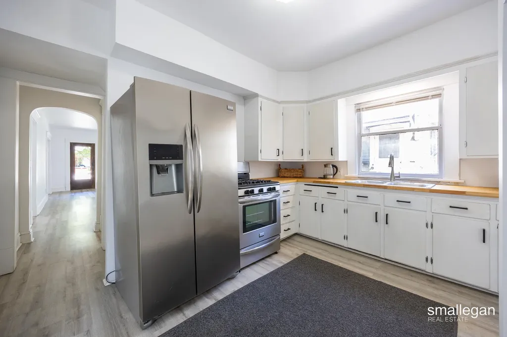 318 Diamond Avenue SE Grand Rapids City MI 49503
