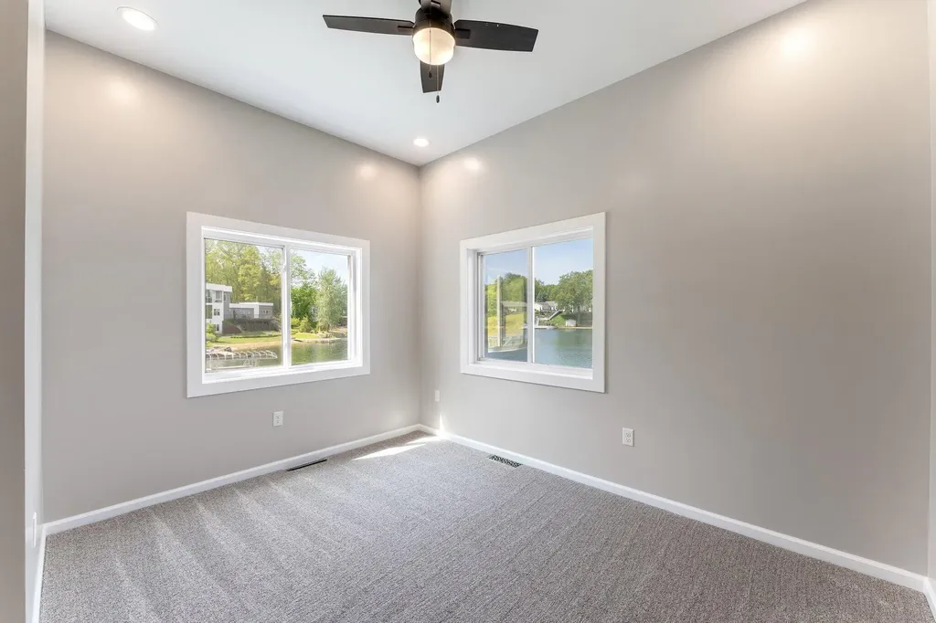 3443 Manderley Drive NE Grand Rapids Charter Township MI 49525