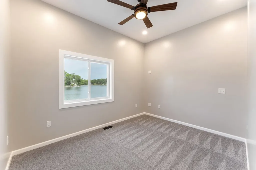3443 Manderley Drive NE Grand Rapids Charter Township MI 49525