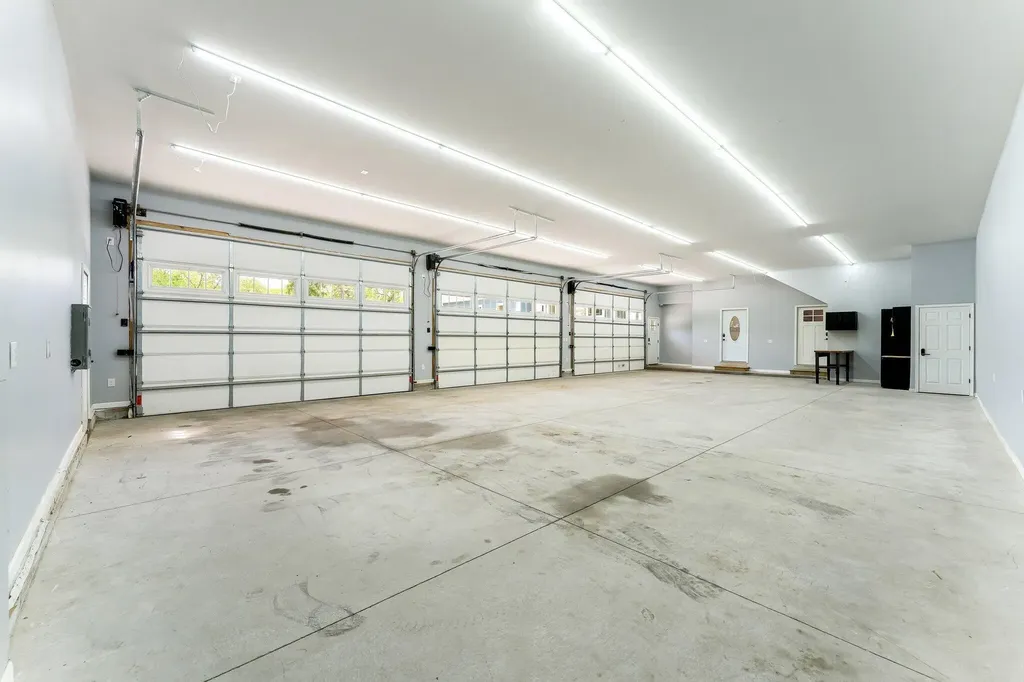 3443 Manderley Drive NE Grand Rapids Charter Township MI 49525