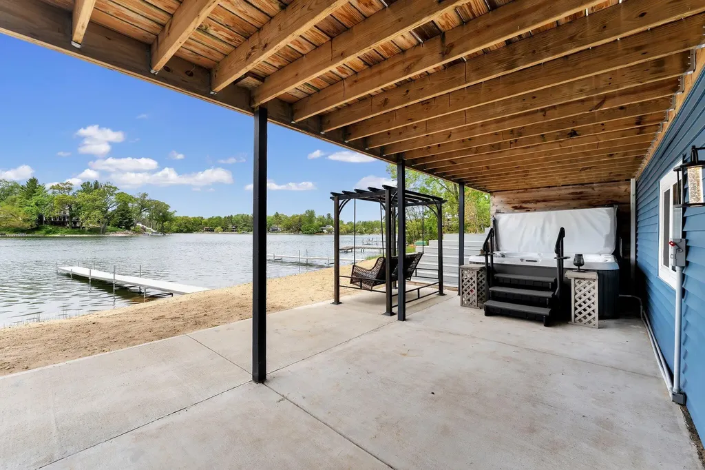 3443 Manderley Drive NE Grand Rapids Charter Township MI 49525