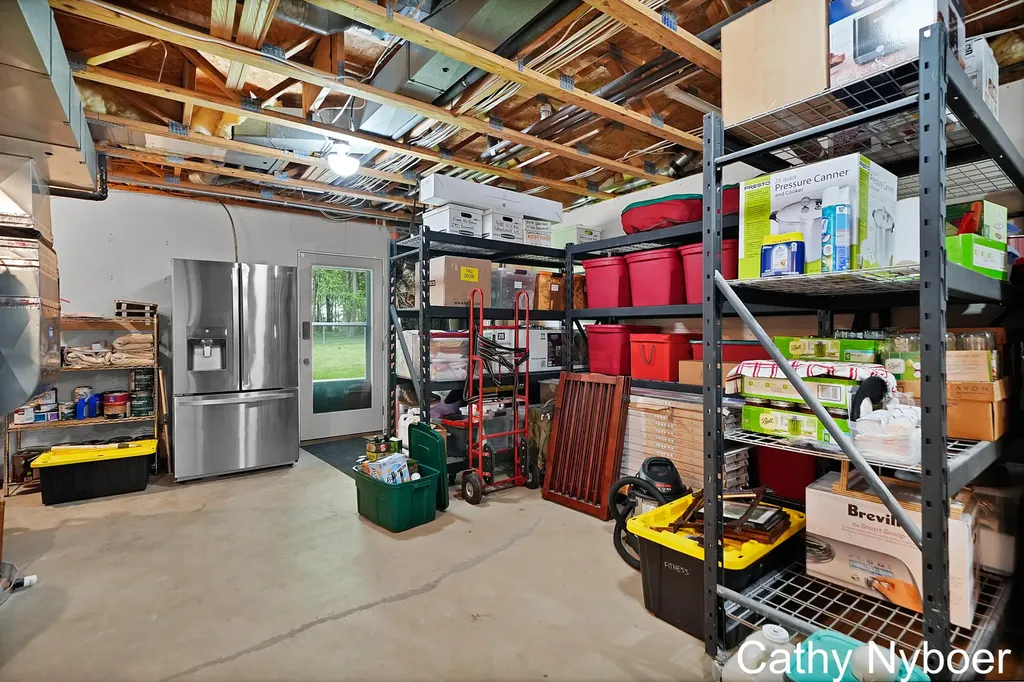 9188 W V Avenue Prairie Ronde Township MI 49087