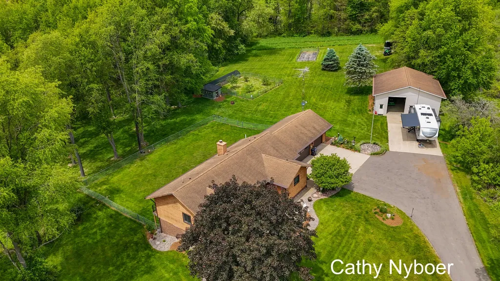 9188 W V Avenue Prairie Ronde Township MI 49087