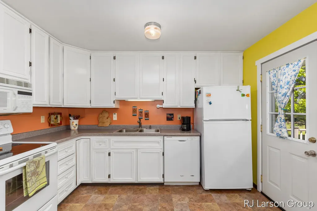 1027 Blue Star Highway Casco Township MI 49090