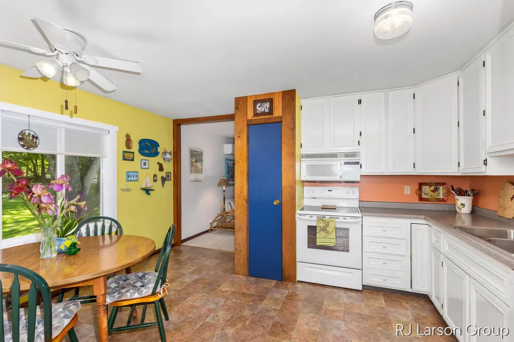 1027 Blue Star Highway Casco Township MI 49090
