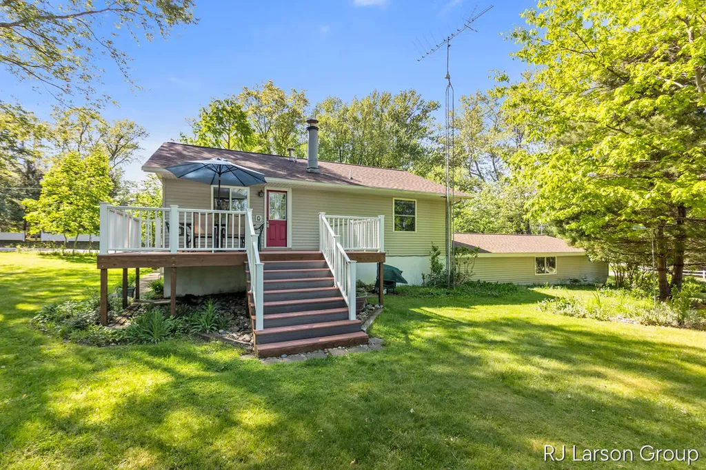1027 Blue Star Highway Casco Township MI 49090