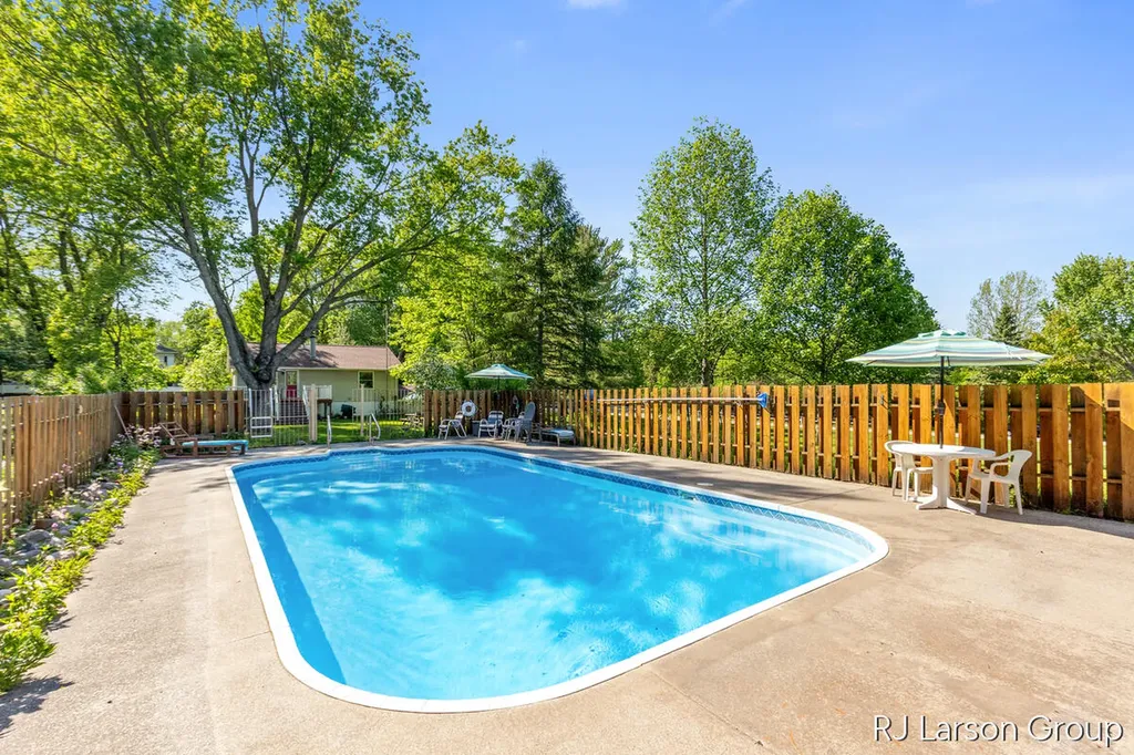 1027 Blue Star Highway Casco Township MI 49090