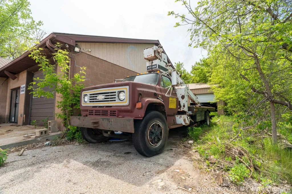 7251 Midland Road Tittabawassee Township MI 48623