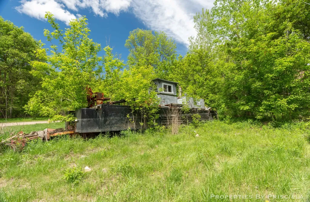 7251 Midland Road Tittabawassee Township MI 48623