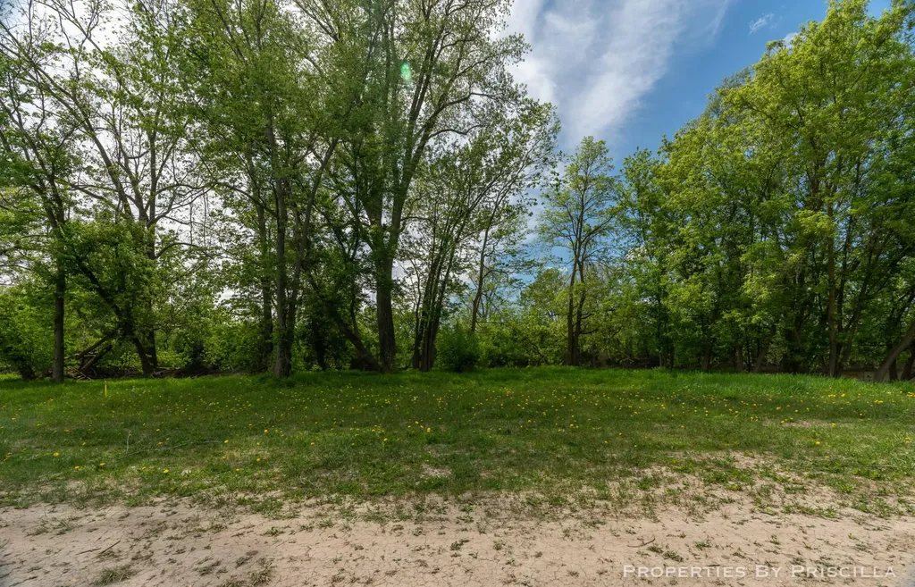 7251 Midland Road Tittabawassee Township MI 48623