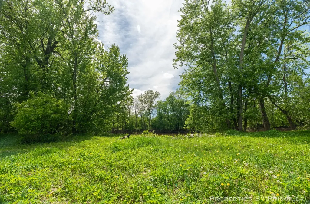 7251 Midland Road Tittabawassee Township MI 48623