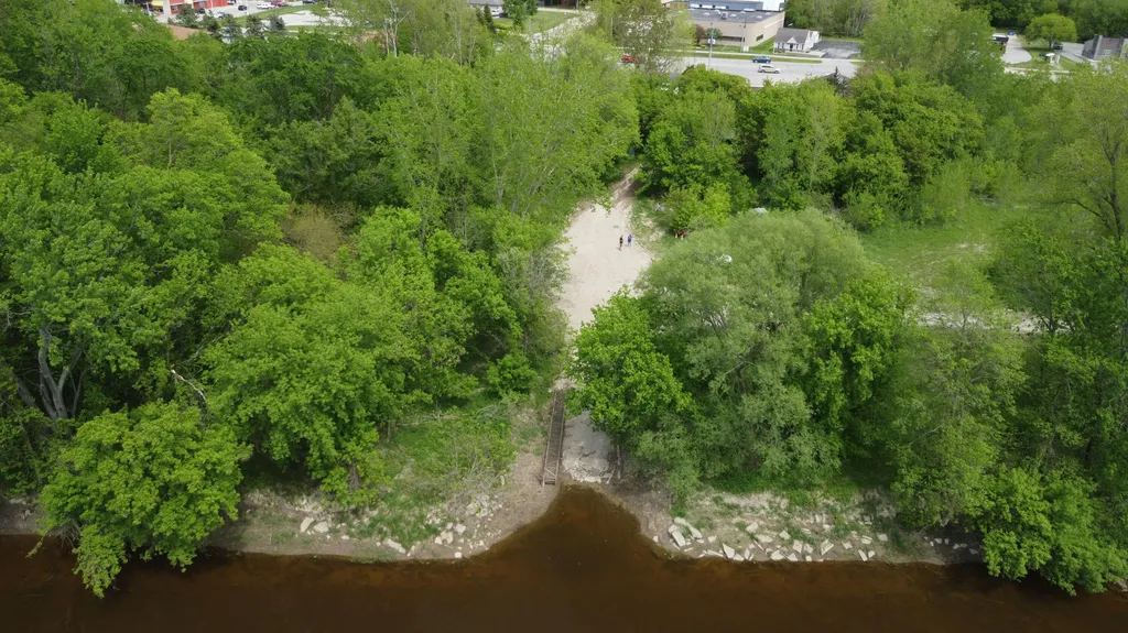 7251 Midland Road Tittabawassee Township MI 48623