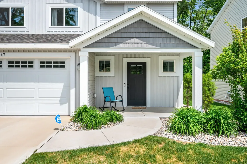 747 Butternut Drive Holland Charter Township MI 49424
