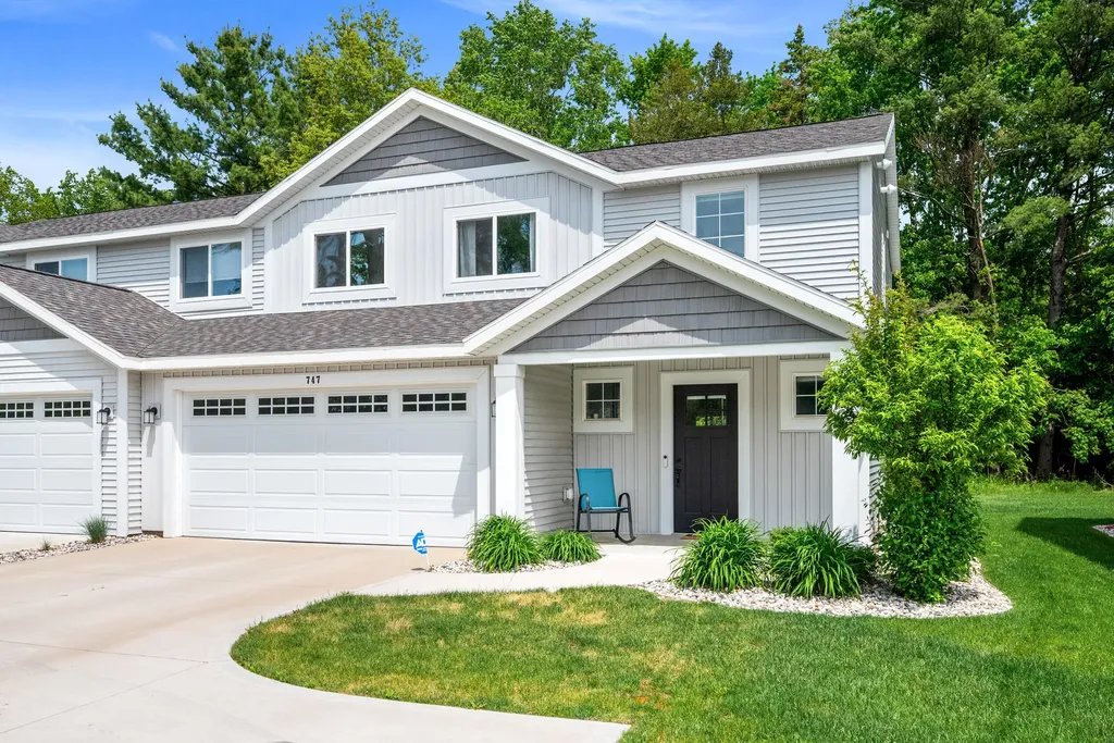 747 Butternut Drive Holland Charter Township MI 49424