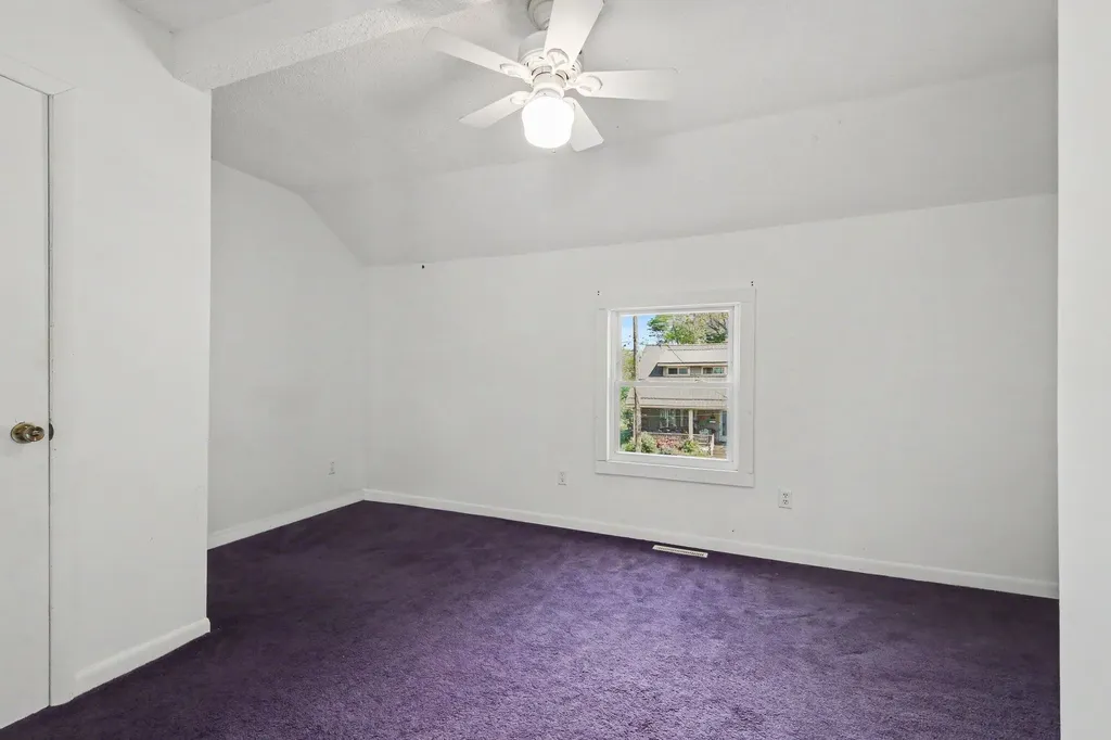 54 Grove Street Coopersville City MI 49404