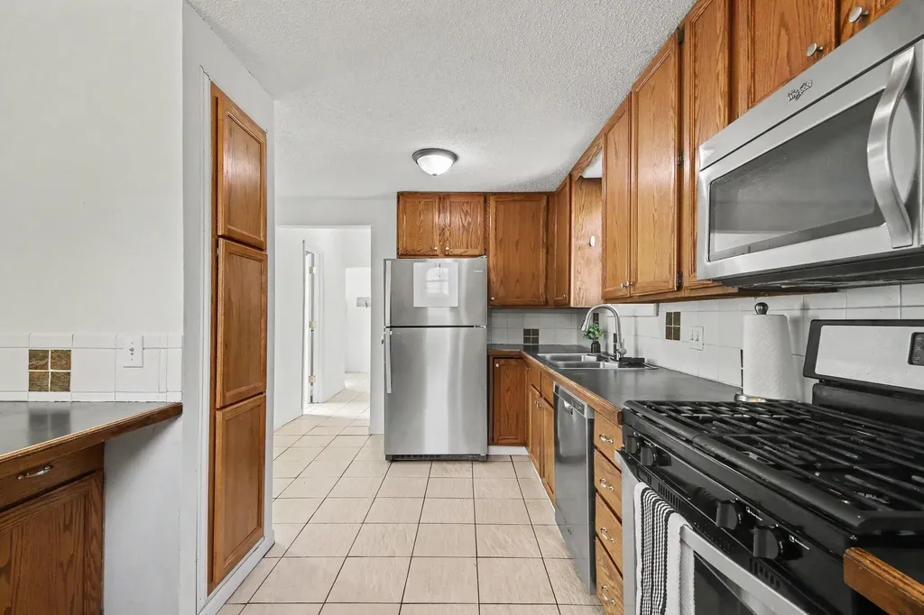 54 Grove Street Coopersville City MI 49404