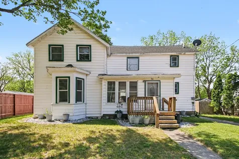54 Grove Street Coopersville City MI 49404