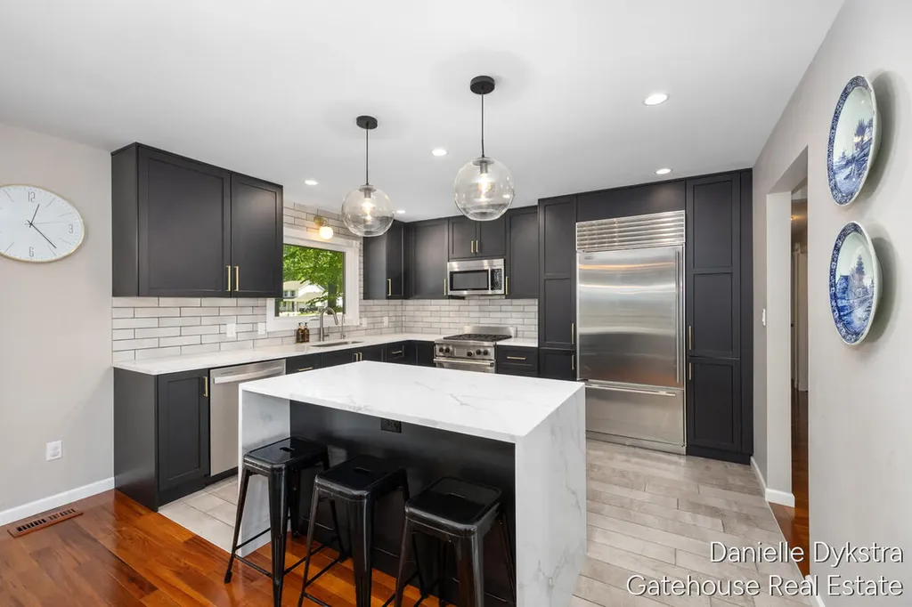 4063 Cambridge Drive Georgetown Charter Township MI 49426