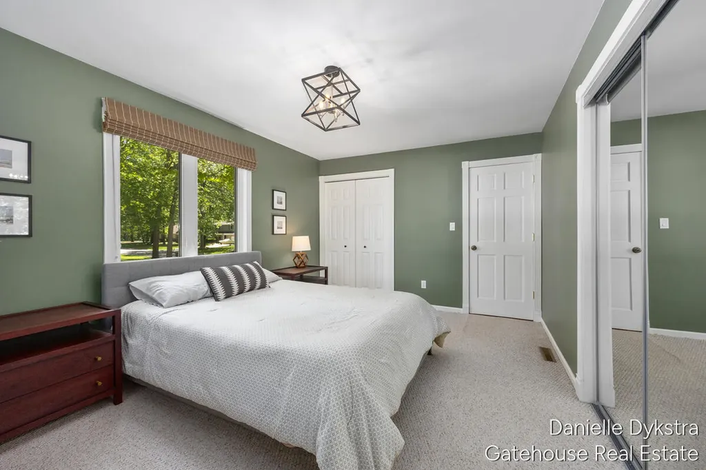 4063 Cambridge Drive Georgetown Charter Township MI 49426