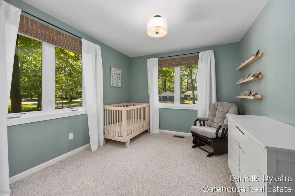 4063 Cambridge Drive Georgetown Charter Township MI 49426