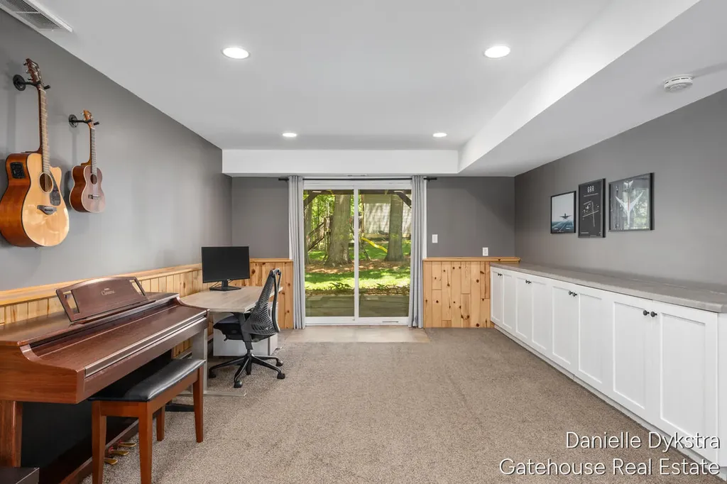 4063 Cambridge Drive Georgetown Charter Township MI 49426