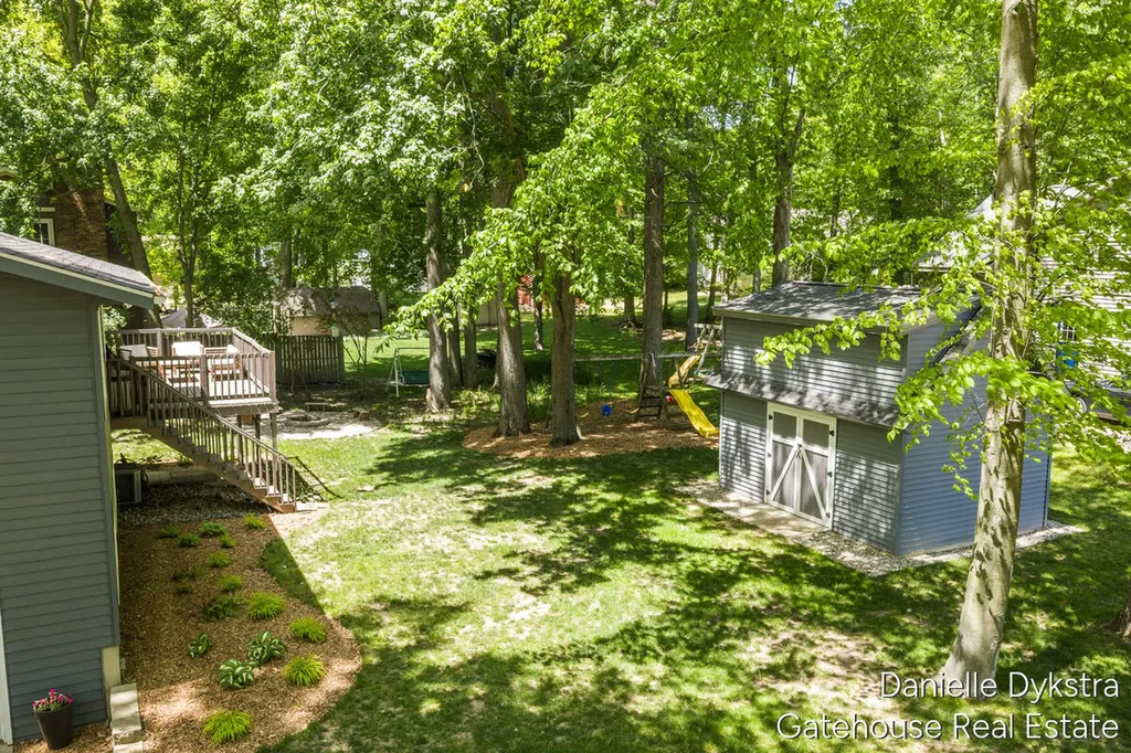 4063 Cambridge Drive Georgetown Charter Township MI 49426