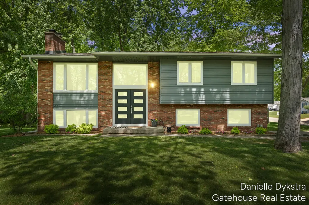 4063 Cambridge Drive Georgetown Charter Township MI 49426