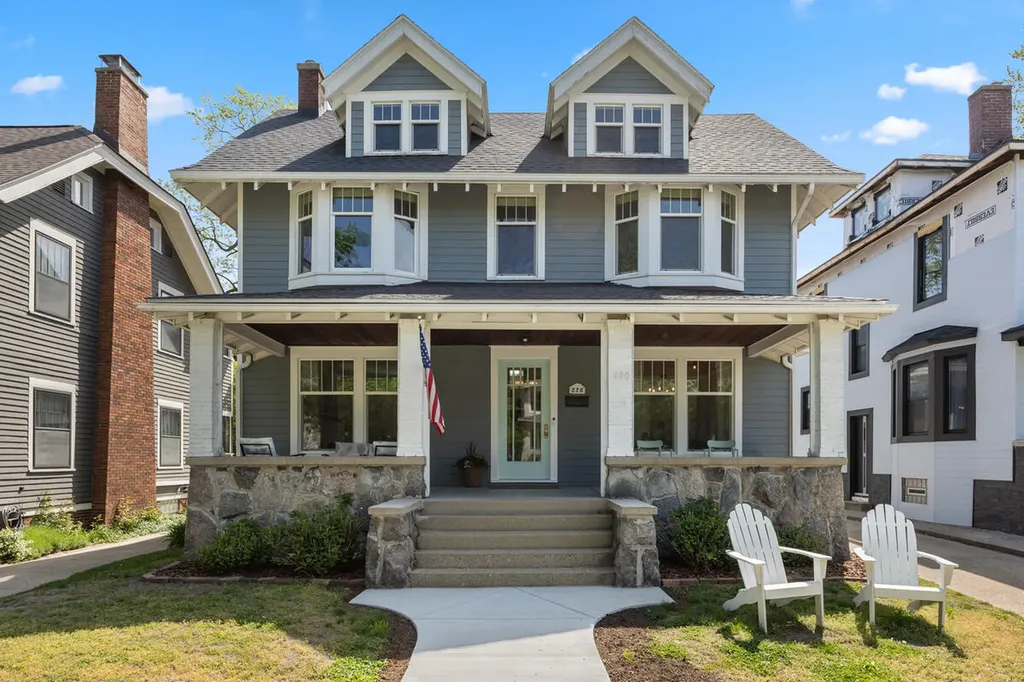 220 Hampton Avenue SE Grand Rapids City MI 49506