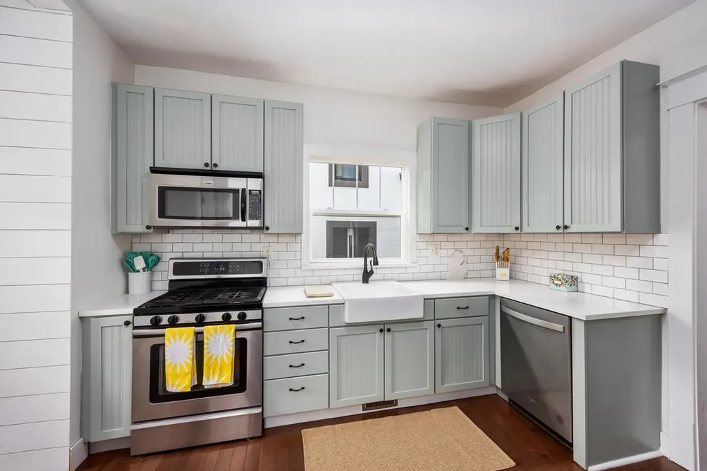220 Hampton Avenue SE Grand Rapids City MI 49506