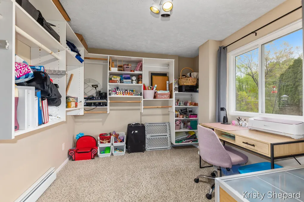 222 York View Place NW Alpine Township MI 49321