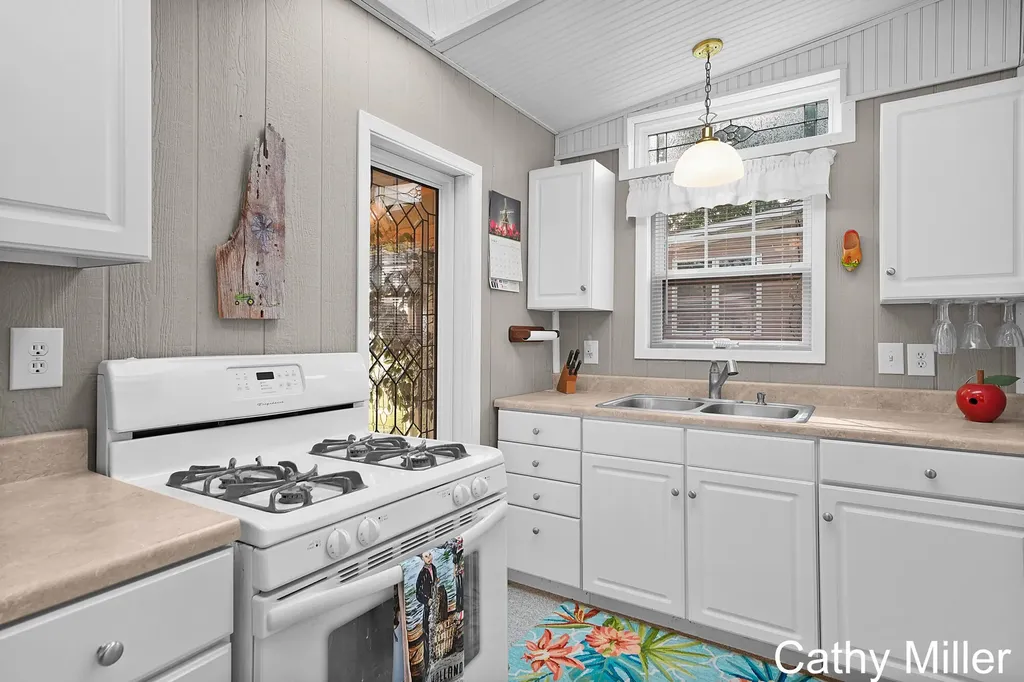 3309 Dumont Lake Drive Allegan Township MI 49010