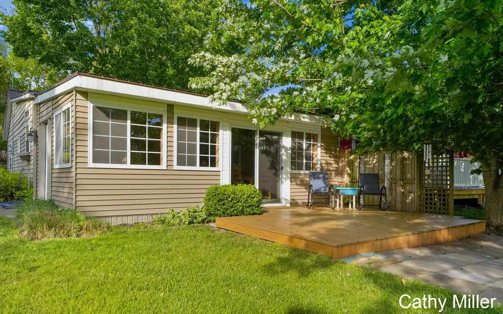 3309 Dumont Lake Drive Allegan Township MI 49010
