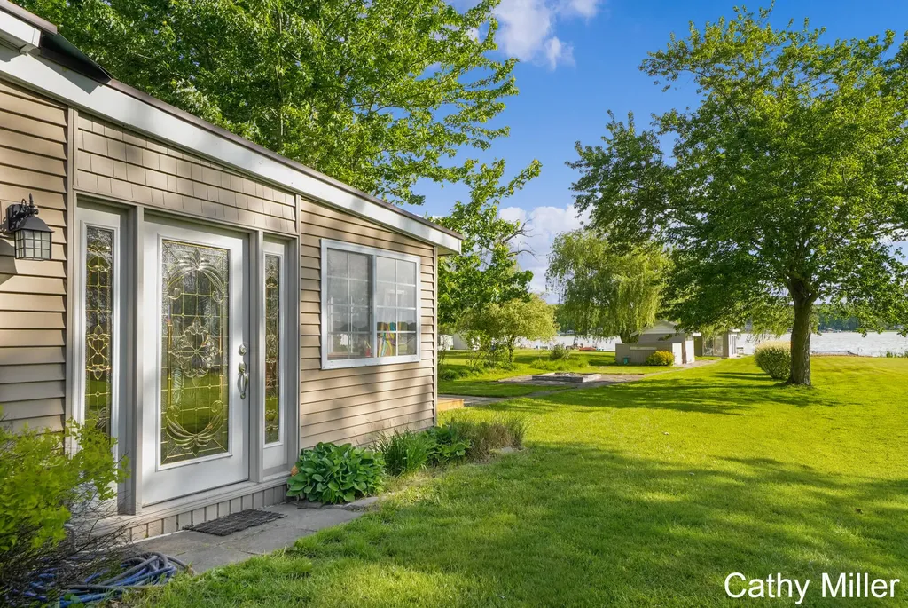 3309 Dumont Lake Drive Allegan Township MI 49010