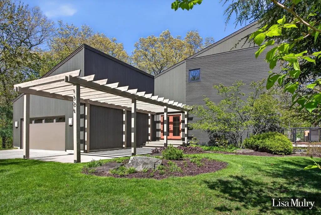 1304 Amelanchier Lane Lowell Charter Township MI 49331