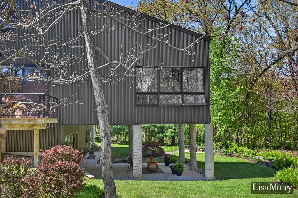 1304 Amelanchier Lane Lowell Charter Township MI 49331