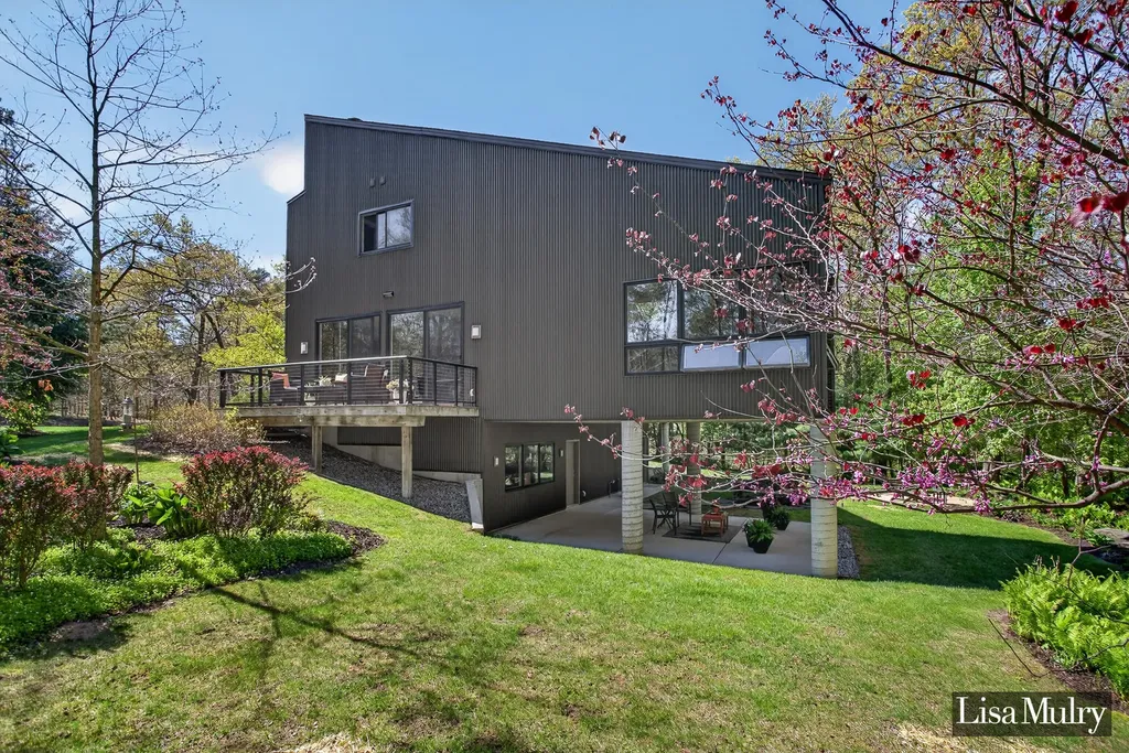 1304 Amelanchier Lane Lowell Charter Township MI 49331