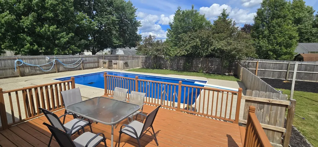 8114 Mellowwood Drive Georgetown Charter Township MI 49428
