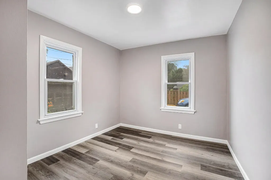 2328 Monroe Avenue NE Grand Rapids City MI 49505