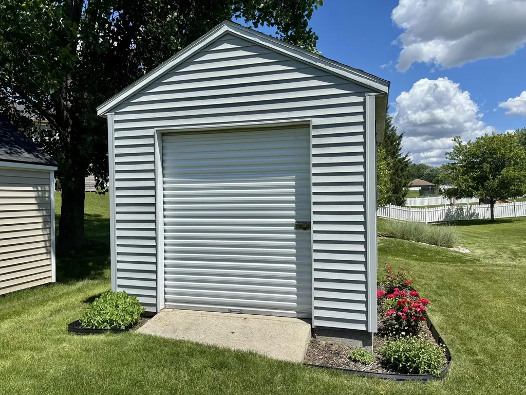 1759 Planters Row Drive SW Byron Township MI 49315