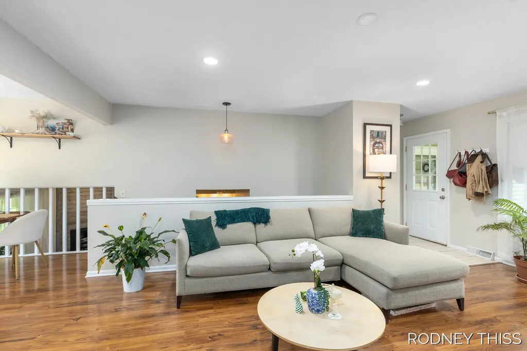 1332 Ball Avenue NE Grand Rapids City MI 49505
