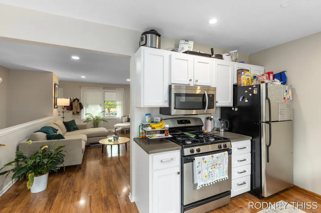1332 Ball Avenue NE Grand Rapids City MI 49505