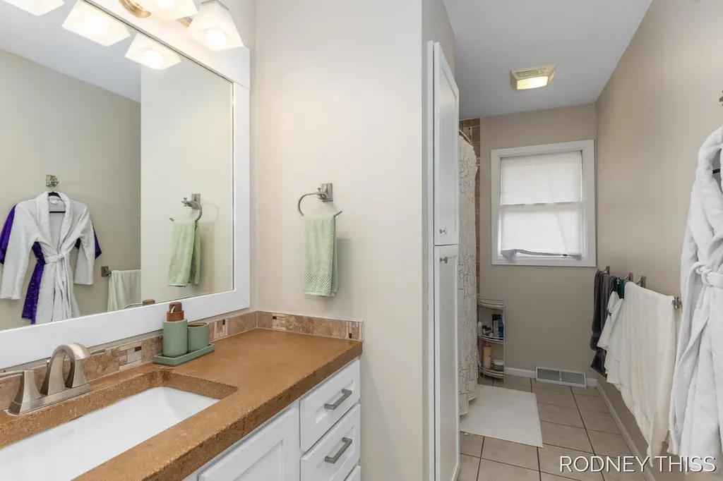 1332 Ball Avenue NE Grand Rapids City MI 49505