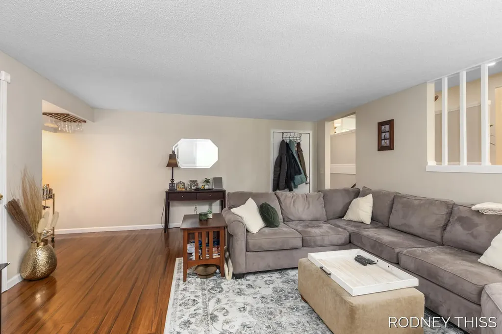 1332 Ball Avenue NE Grand Rapids City MI 49505