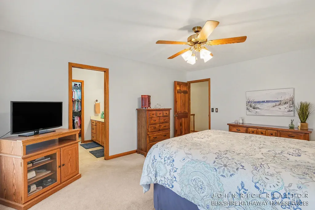 2276 Old Dominion Court SE Kentwood City MI 49508