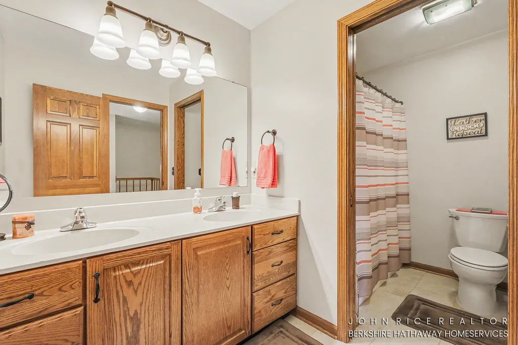 2276 Old Dominion Court SE Kentwood City MI 49508
