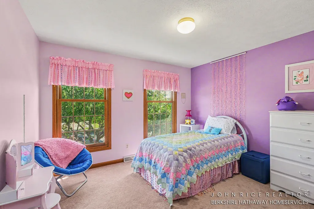 2276 Old Dominion Court SE Kentwood City MI 49508