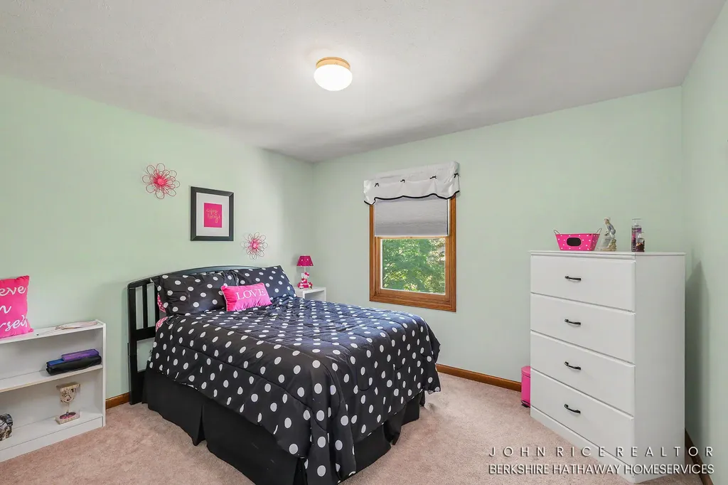 2276 Old Dominion Court SE Kentwood City MI 49508