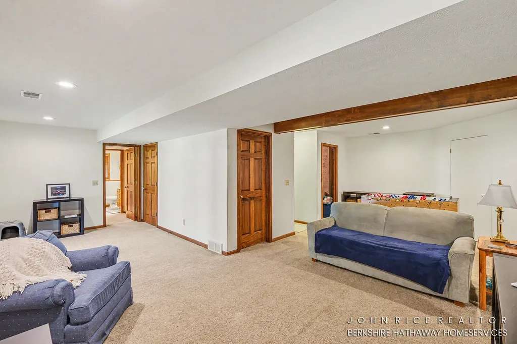 2276 Old Dominion Court SE Kentwood City MI 49508