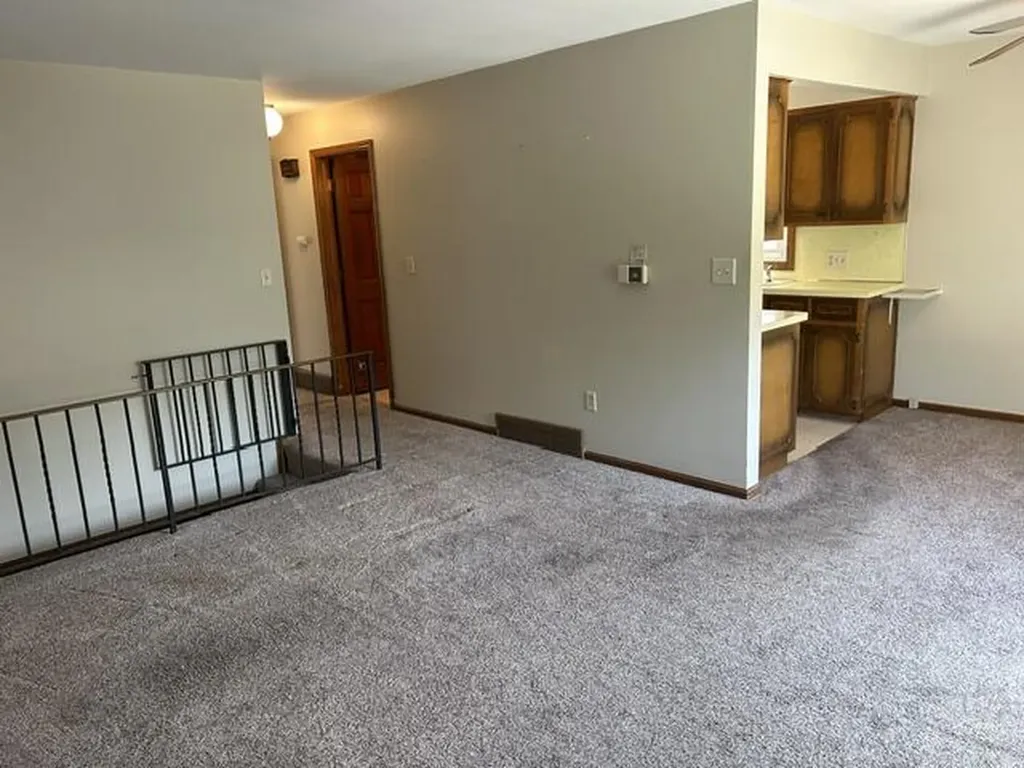 905 Village Lane Georgetown Charter Township MI 49428