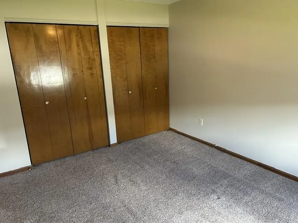 905 Village Lane Georgetown Charter Township MI 49428